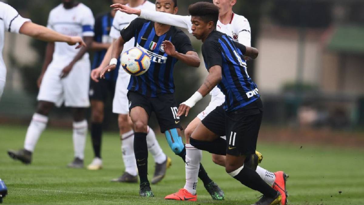 Eddie Salcedo llegó a 12 goles con el Inter Sub 19 en el Torneo Primavera