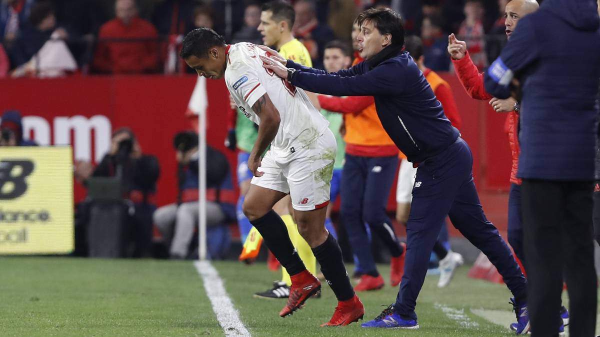 Luis Muriel y Montella en Sevilla