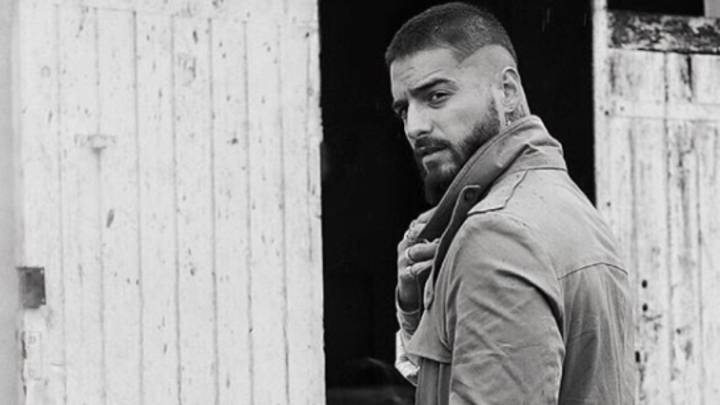 Maluma sorprende a los clientes de un restaurante en París. A través de redes sociales se han vuelto virales imágenes del colombiano quien aparece cantando