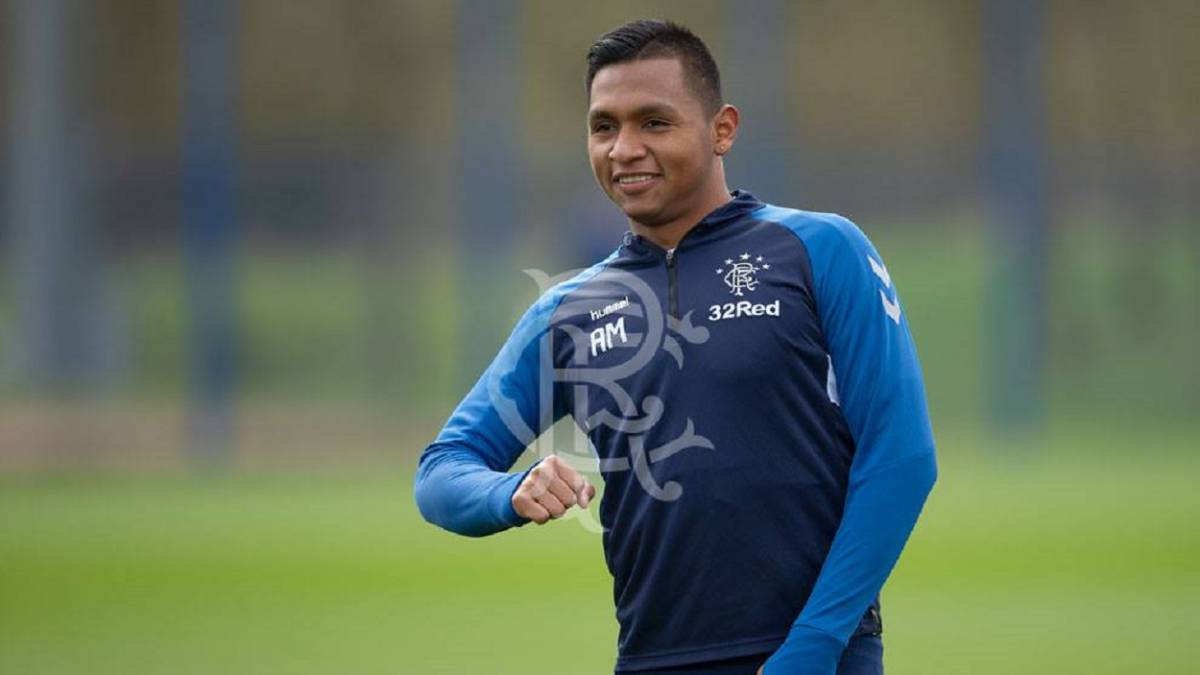Alfredo Morelos durante un entrenamiento con Rangers.