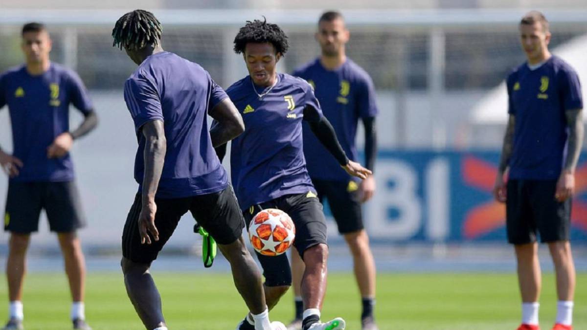 Juan Guillermo Cuadrado durante un entrenamiento con Juventus tras superar su lesión.