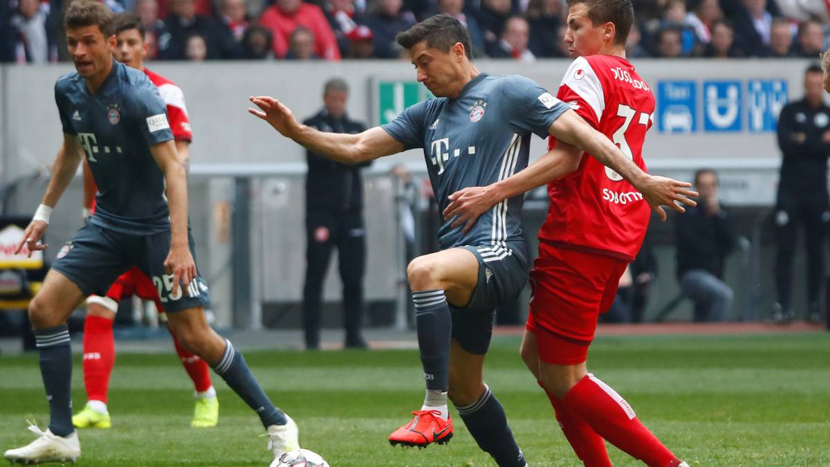 En vivo online Fortuna Düsseldorf - Bayern Múnich, por la jornada 29 de la Bundesliga que se disputará en el Merkur Spiel Arena a partir de las 8:30 a.m., el domingo 14 de abril de 2019.