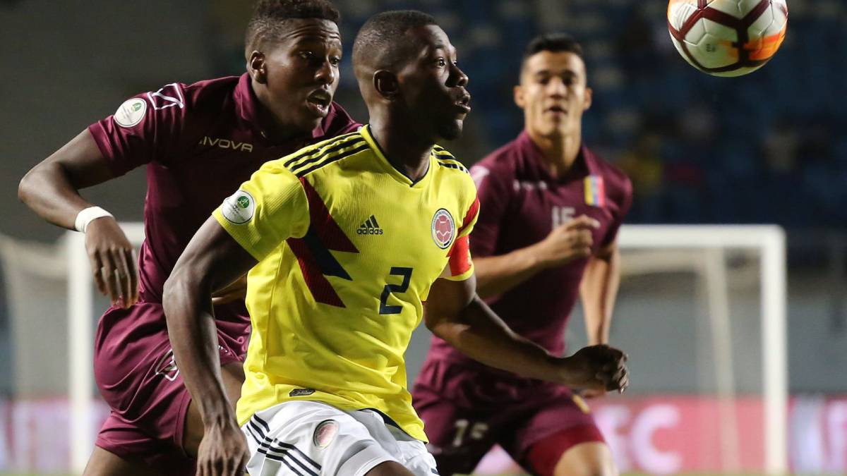 Carlos Cuesta, jugador de la Selección Colombia en el Sudamericano Sub 20
