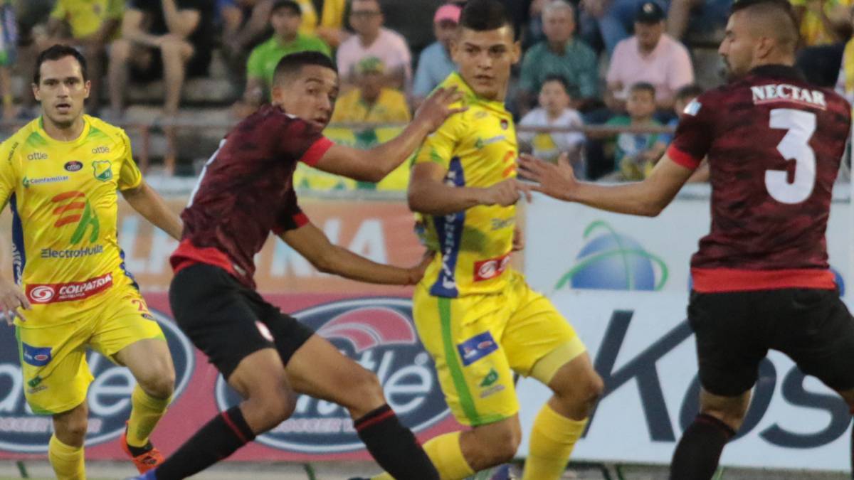 Santa Fe ganó 3-0 a Huila en la fecha 15 de la Liga Águila