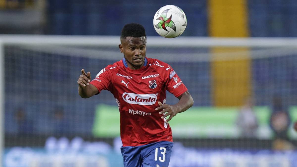 Elvis Perlaza quiere volver a anotar en el clásico paisa.