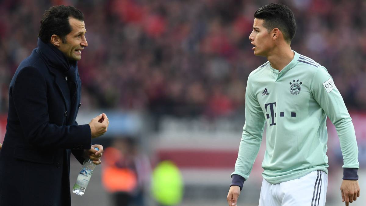 James Rodríguez salió lesionado por endurecimiento muscular