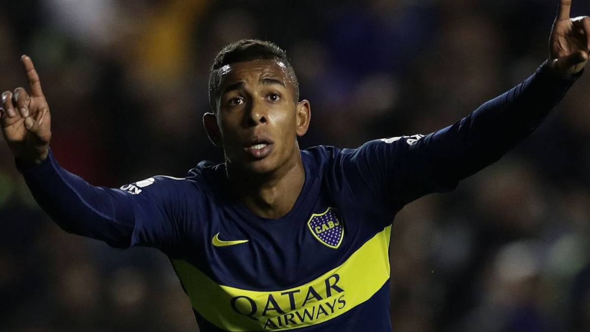 Sebastián Villa, celebra el gol que anotó a San Lorenzo con la camiseta de Boca Juniors