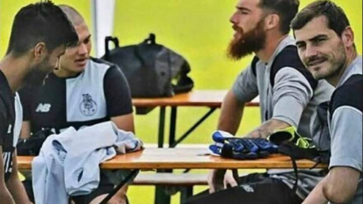 Iker Casillas compartió muy poco con Juan Fernando Quintero en su llegada al Porto en 2015