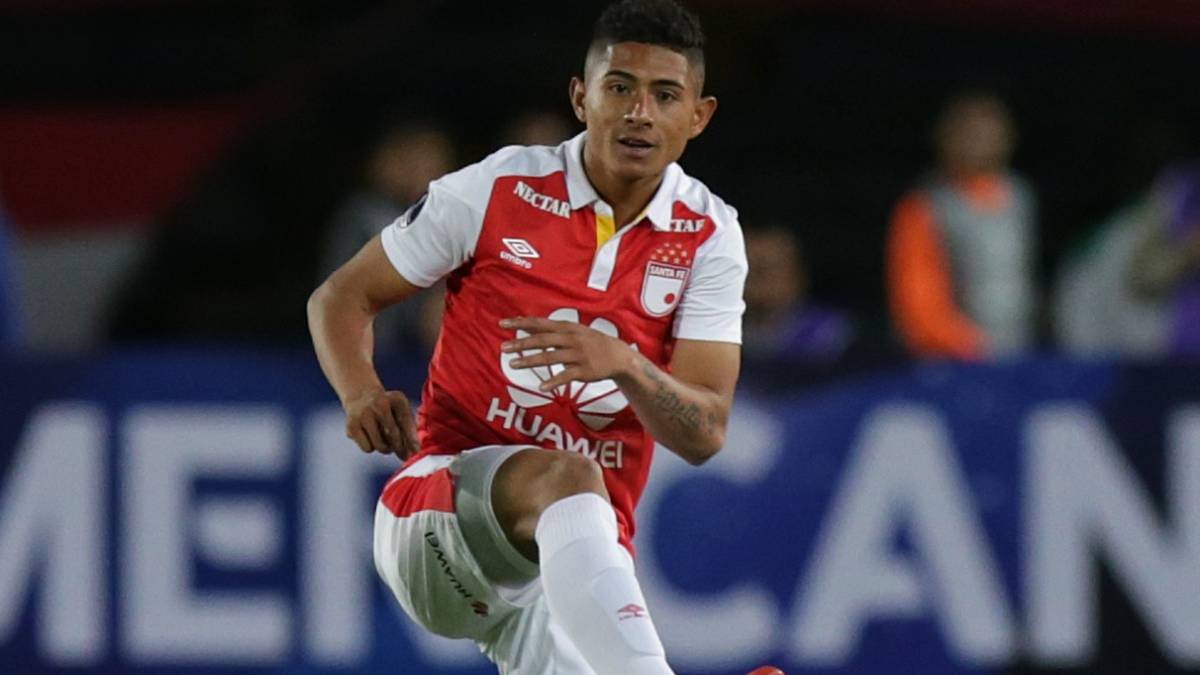 Edwin Herrera durante un partido con Santa Fe en la Liga Águila 2018