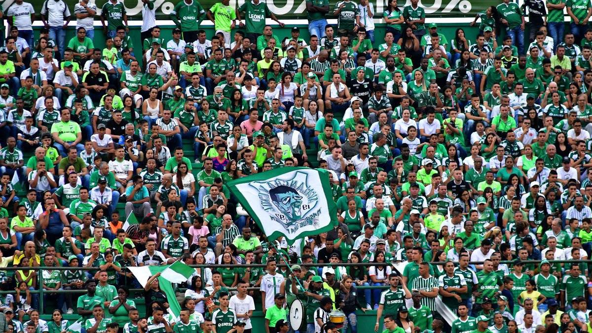 Hinchas del Cali en Palmaseca
