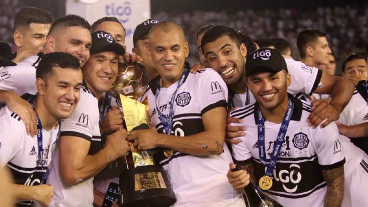 Olimpia, campeón de la Liga de Paraguay con Otálvaro y Arias