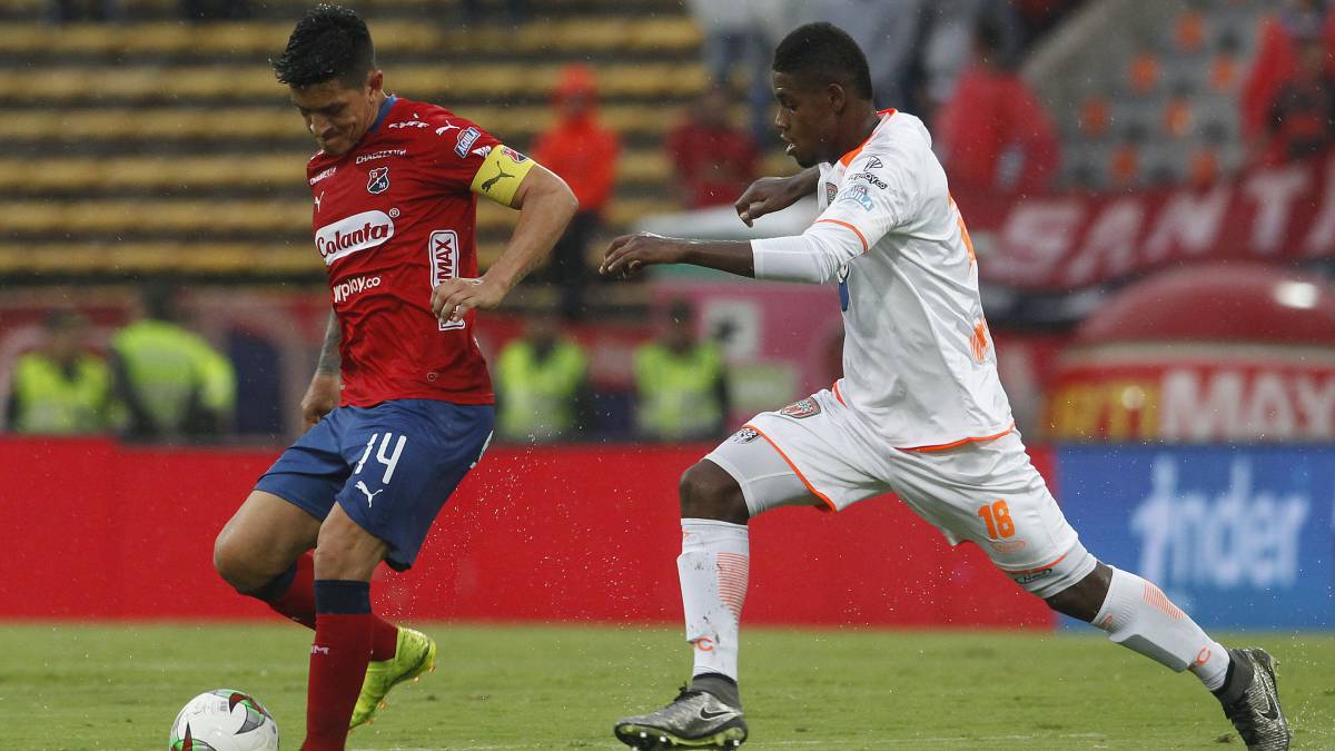 Germán Ezequiel Cano goleador del campeonato con 21 anotaciones.