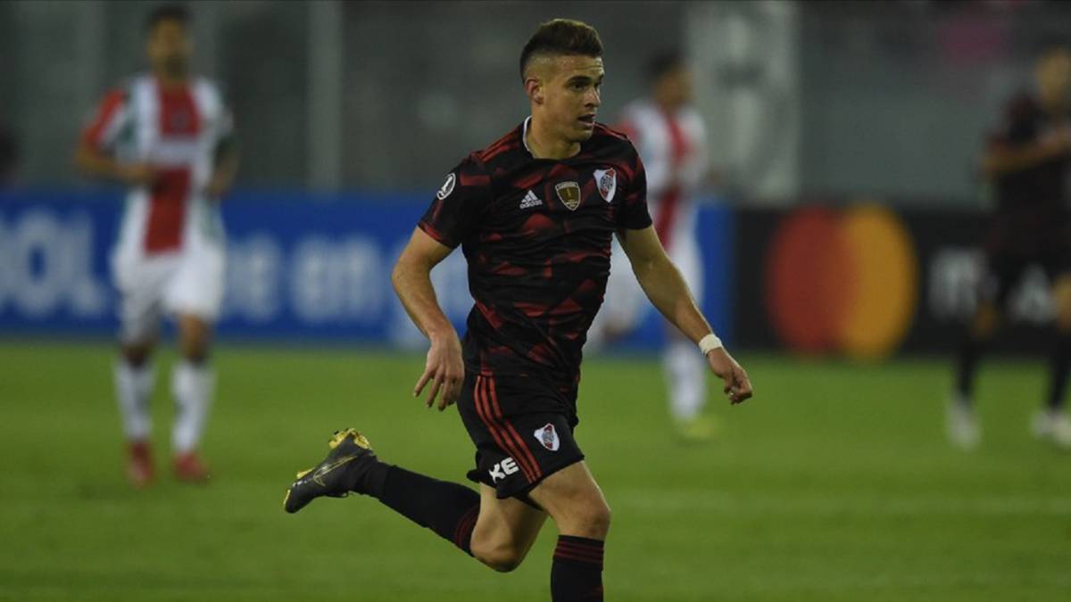 Rafael santos Borré, sancionado dos fechas en Copa Libertadores.