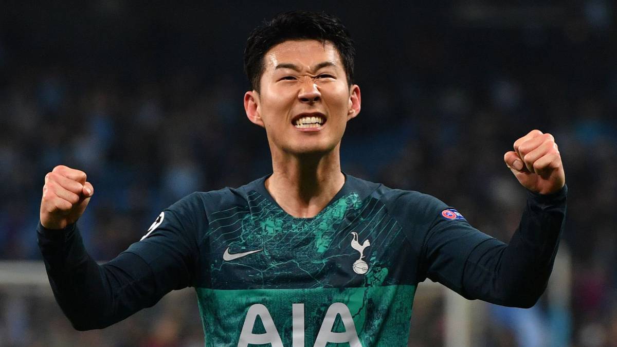 Son Heung-Min, delantero del Tottenham en un partido por la Champions League