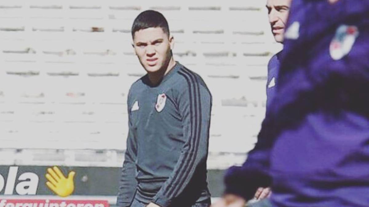 Juan Fernando Quintero durante un entrenamiento diferenciado en River Plate
