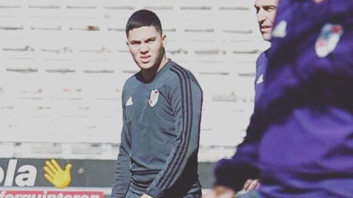 Juan Fernando Quintero durante un entrenamiento diferenciado en River Plate