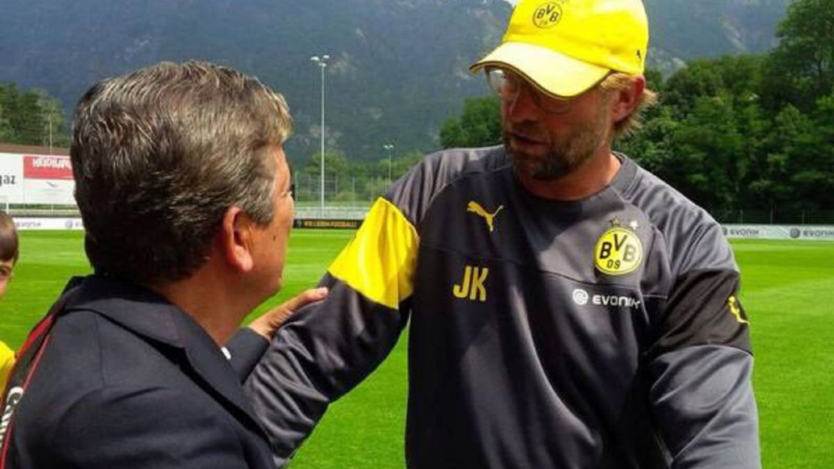 Jorge Luis Pinto, técnico de Millonarios, y Jurgen Klopp, técnico del Liverpool