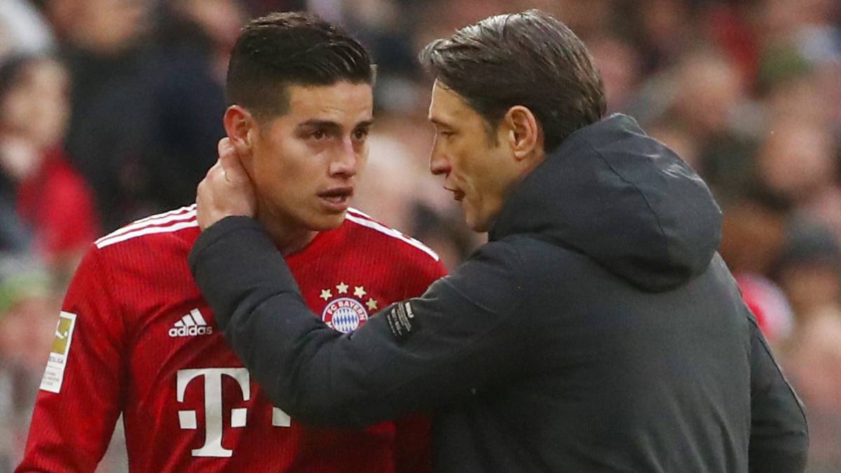 James Rodríguez junto a Niko Kovac, técnico del Bayern Múnich