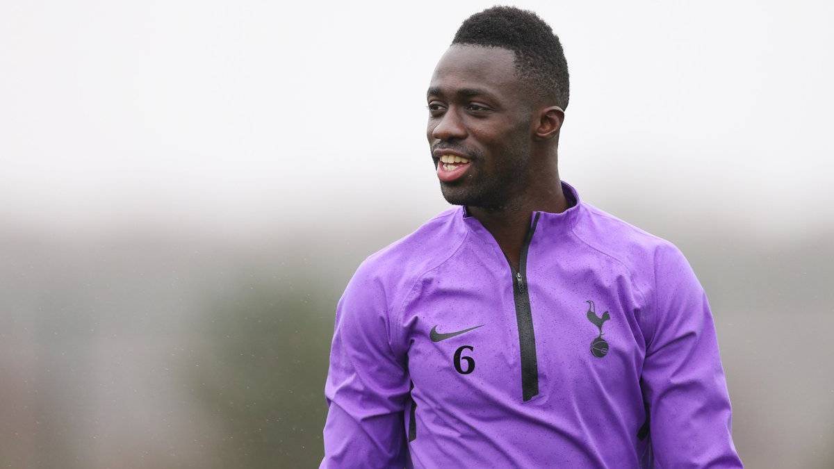 Davinson Sánchez, defensa colombiano del Tottenham
