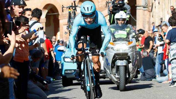 Miguel Ángel López fue el mejor colombiano en la CRI de la primera etapa del Giro de Italia. El esloveno Primoz Roglic fue el ganador con 12:54 minutos.