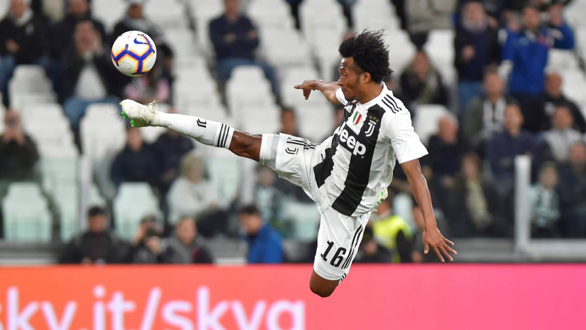 Juan Cuadrado y sus minutos, facetas de juego y críticas