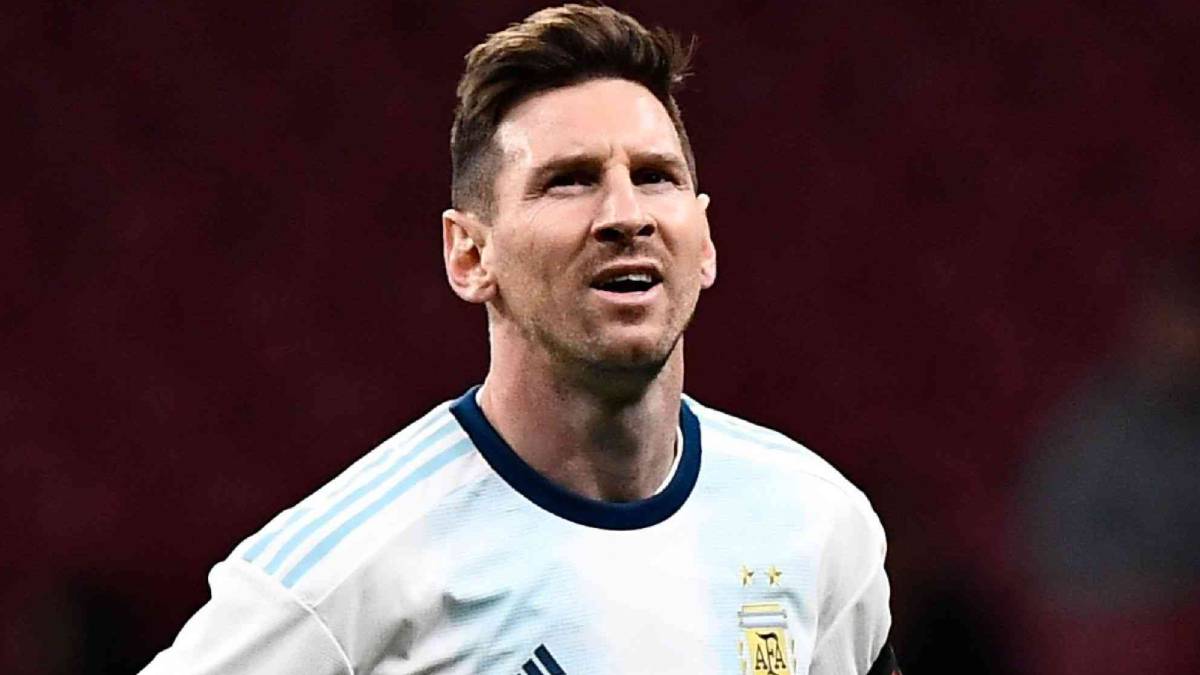 Lionel Messi con la camiseta de la Selección Argentina durante un amistoso en 2019
