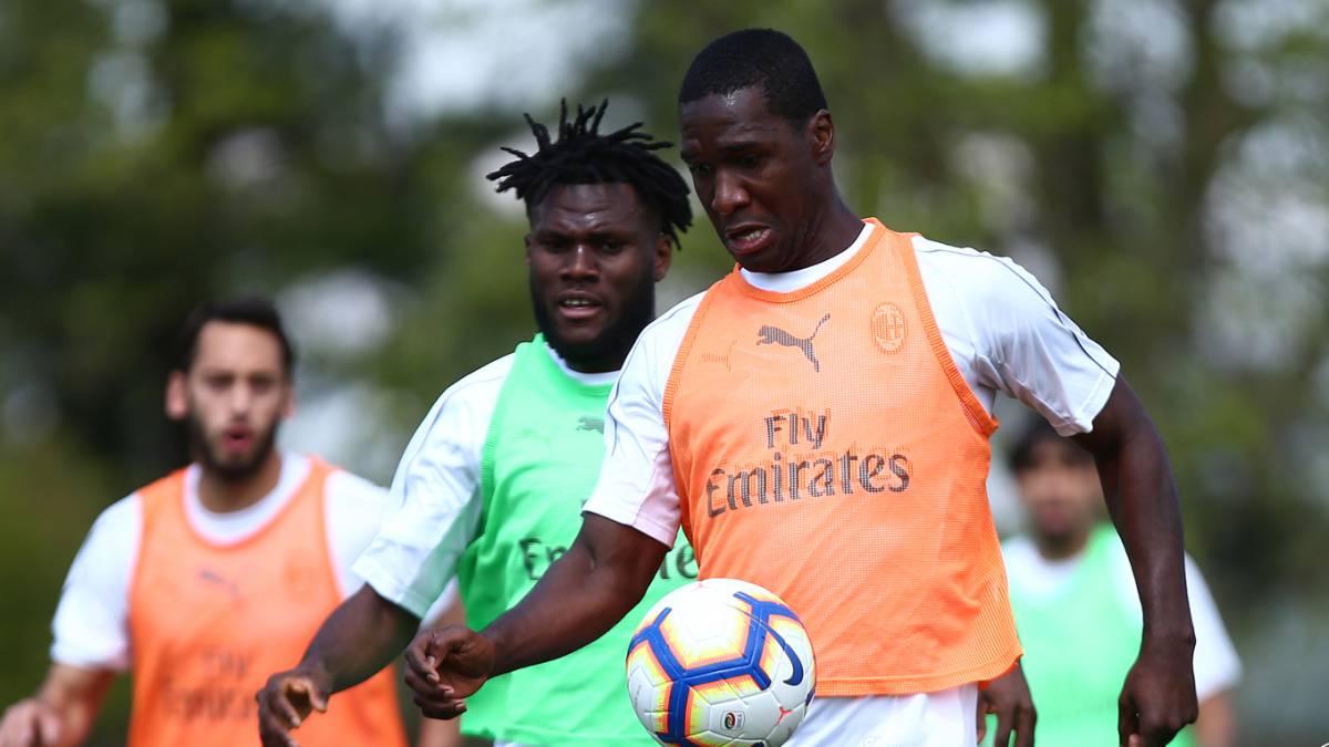 Cristian Zapata no seguiría en el Milan según la prensa italiana.