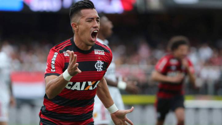 Fernando Uribe tendrá que bajar sus pretensiones económicas si quiere llegar a Santos.
