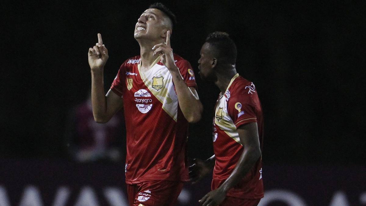 Mauricio Gómez marcó el primer gol en la victoria de Rionegro Águilas ante Independiente de Avellaneda en la segunda fase de la Copa Sudamericana