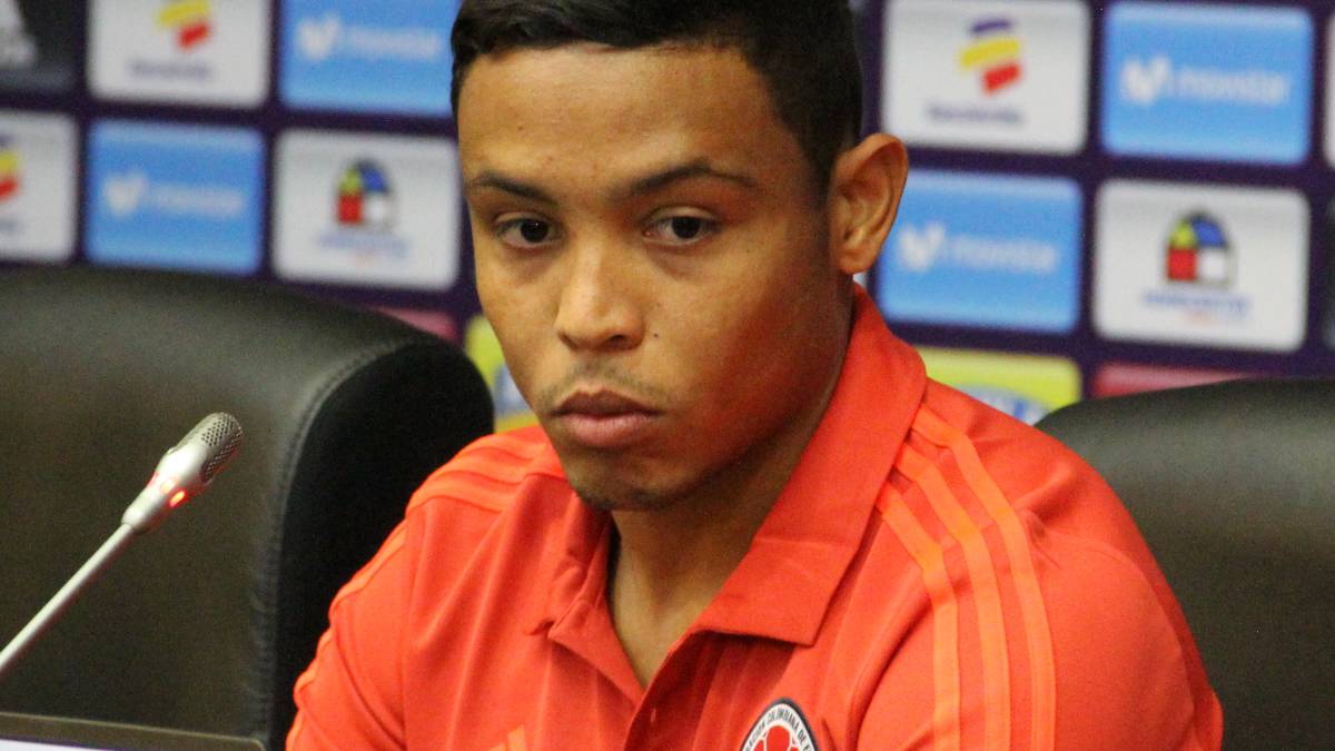 Luis Fernando Muriel habla en rueda de prensa de la Selección Colombia