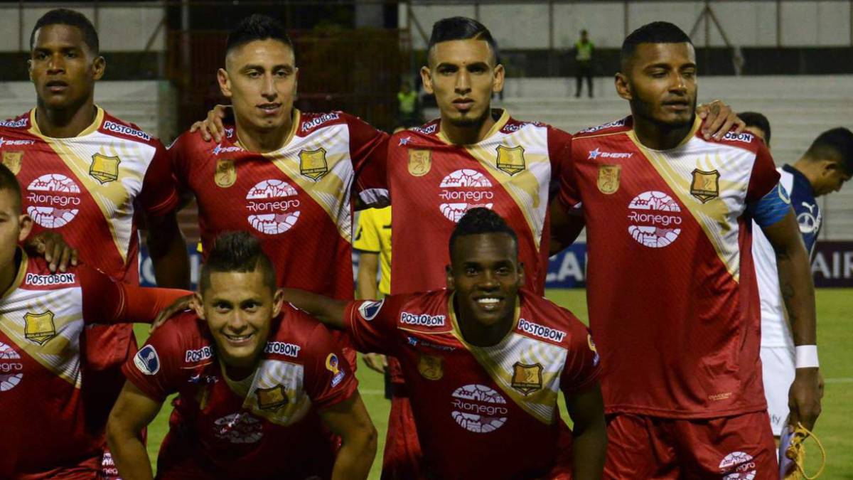 Rionegro Águilas contra Independiente