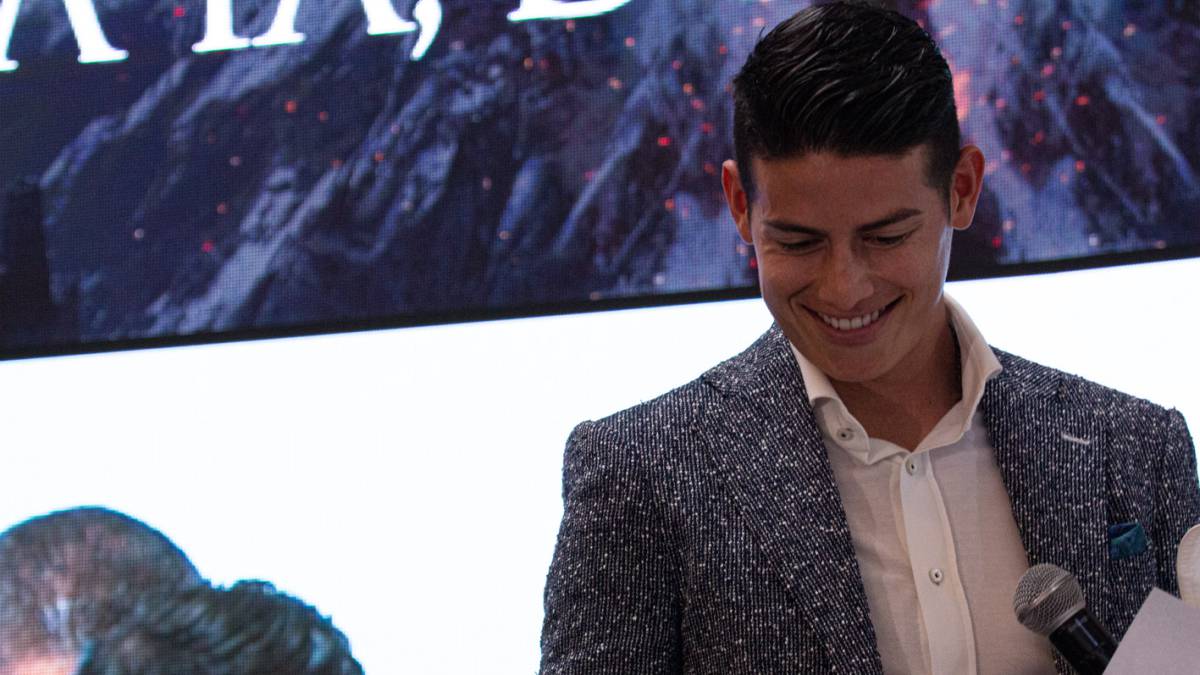 James Rodríguez en un evento con su Fundación