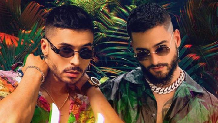 Maluma y Reykon juntos interpretando 'Latina'
