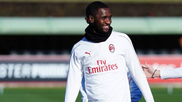 Cristian Zapata, juagdor del Milan