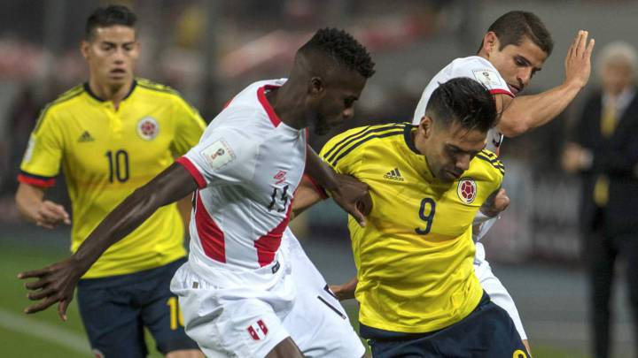 Falcao en partido entre Colombia y Perú por las Eliminatorias a Rusia 2018