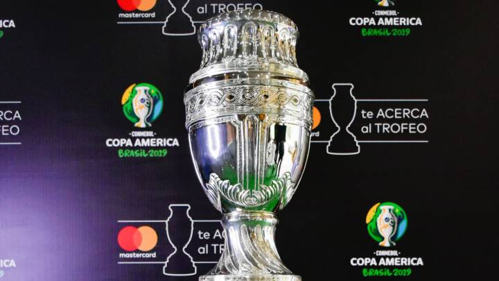 Trofeo de la Copa América, torneo organizado por la Conmebol