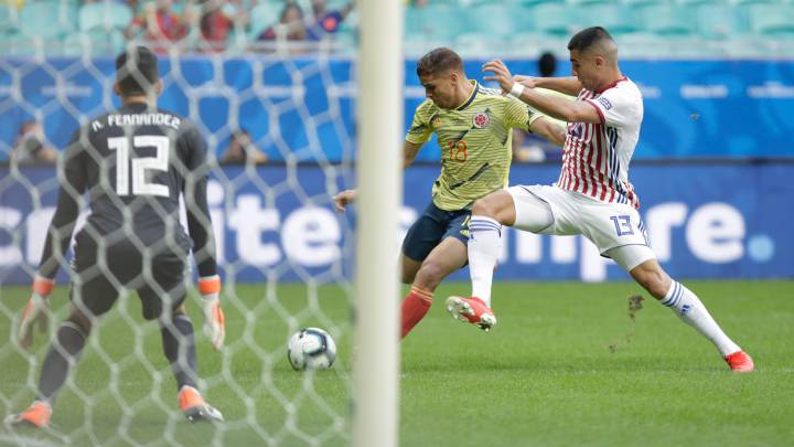Gustavo Cuellar anotó su primer gol con la Selección Colombia.