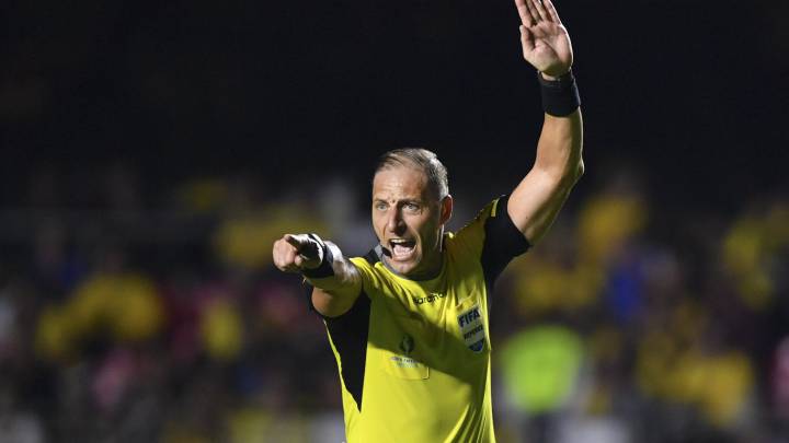 Néstor Pitana será el encargado de dirigir Colombia vs. Chile