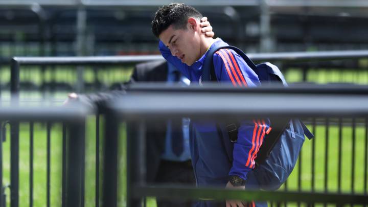 James Rodríguez en una concentración de Colombia