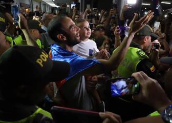 Cabal y Farah ya están en el país tras su histórico título