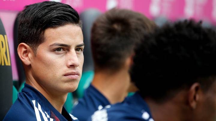 El Napoli tiene como objetivo principal James, de no llegarse a dar ya piensan en otros dos hombres