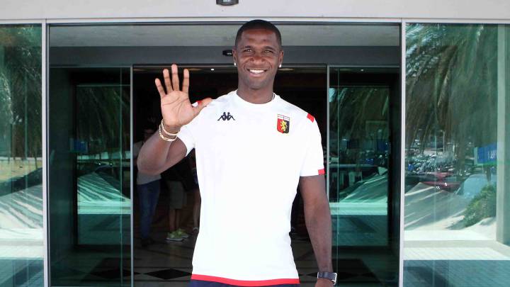Cristian Zapata llegó al Genoa y aseguró que está feliz del llegar al equipo.