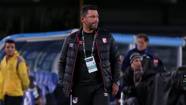 Gerardo Bedoya demandó a Santa Fe por incumplimiento de pagos