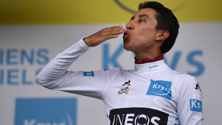 Egan Bernal subió un puesto en la clasificación general tras haber terminado la etapa 18