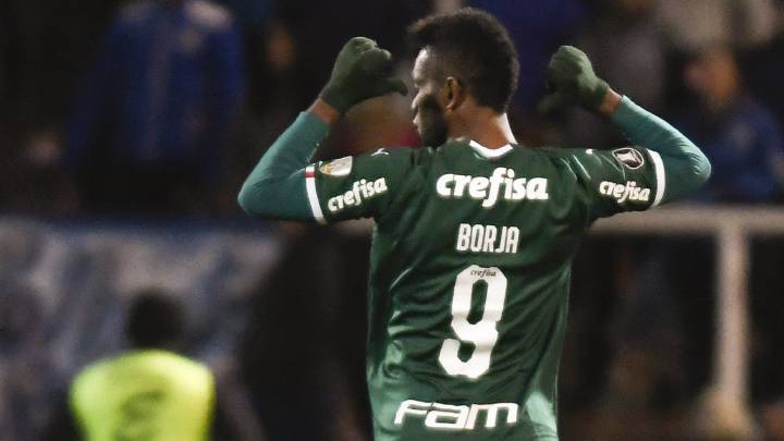 Miguel Ángel Borja celebra un gol contra Godoy Cruz