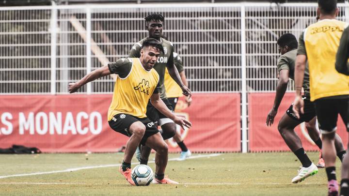 Falcao García se quedaría en Mónaco y pensaría ir a China en Enero