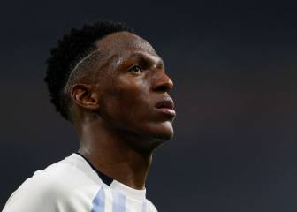 Mina juega los 90 minutos en el empate de Everton