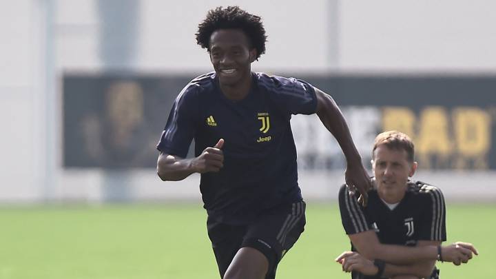 Juan Guillermo Cuadrado competirá con Danilo por ser el lateral derecho de la Juventus