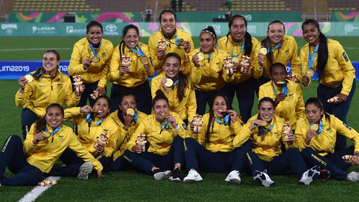 Selección Colombia celebra su medalla de oro en los Panamericanos