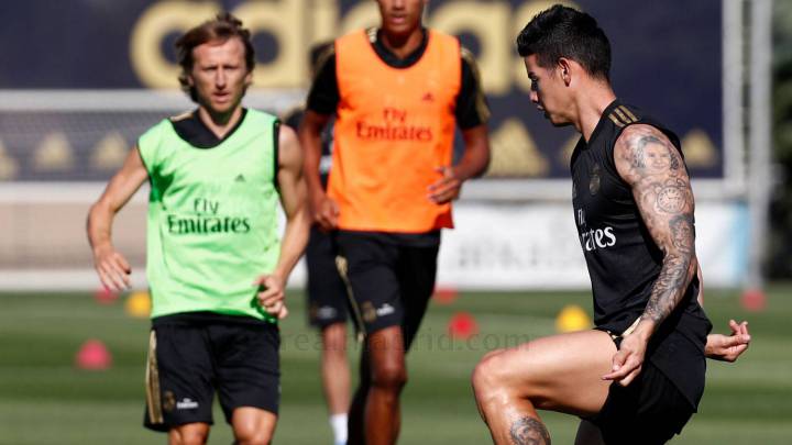 James Rodríguez continúa entrenando con el Real Madrid